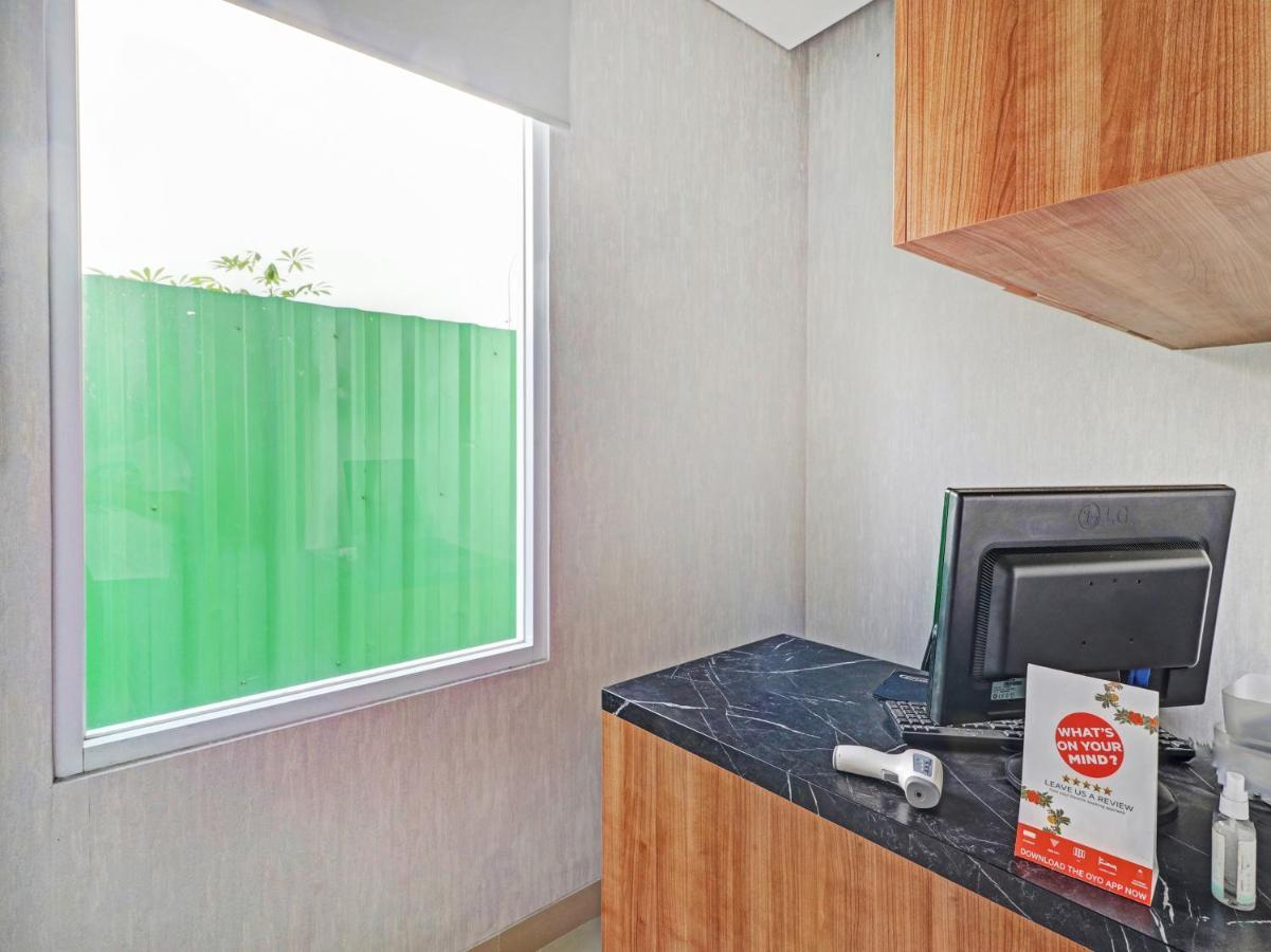 Hotel Oyo 90398 Socialite 2*